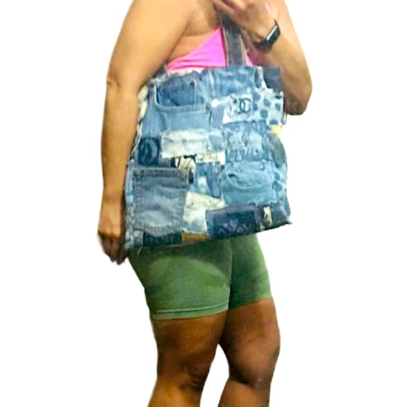 DENIM CUSTOM PATTERN SHOULDER BAG ( Reversible) - Picture 7 of 8